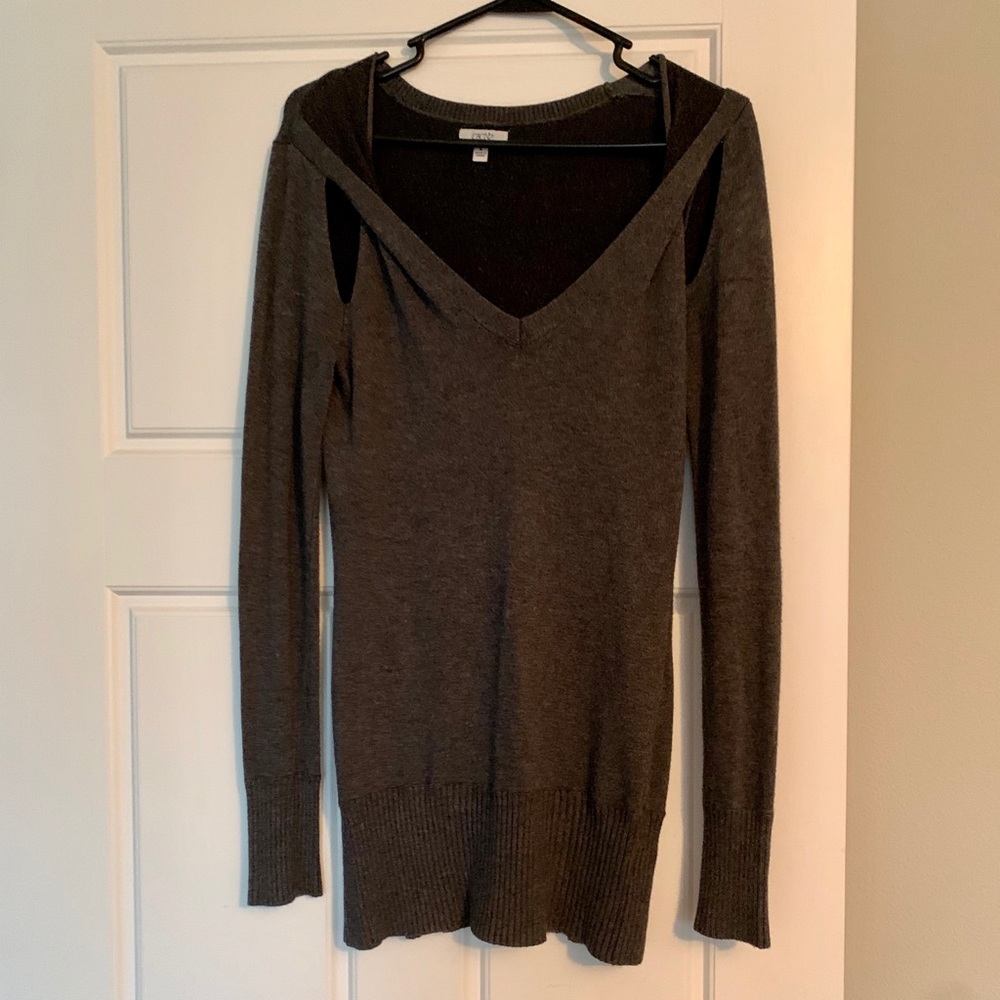 Grey Cache sweater